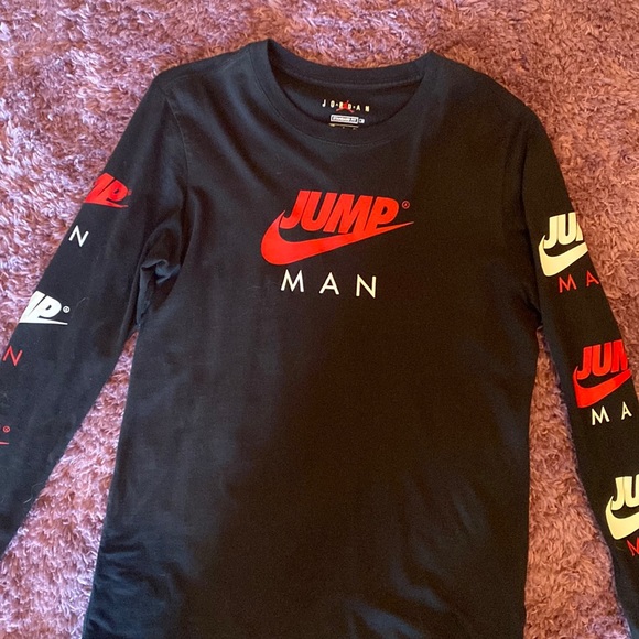 JORDAN - LONG SLEEVE TEE - Picture 1 of 3